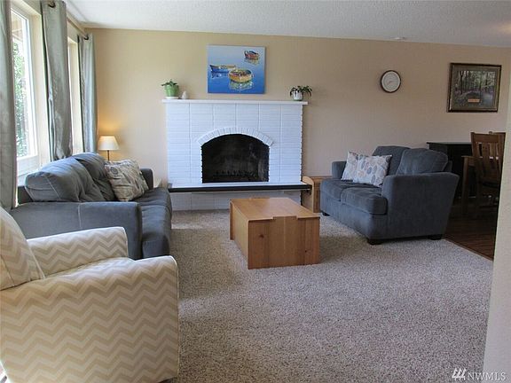 2nd image of 6407 N 32nd St
