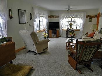 4th image of 24 Cotton Ln