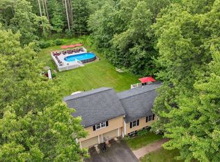 51 Palomino Ln, Bedford, NH 03110