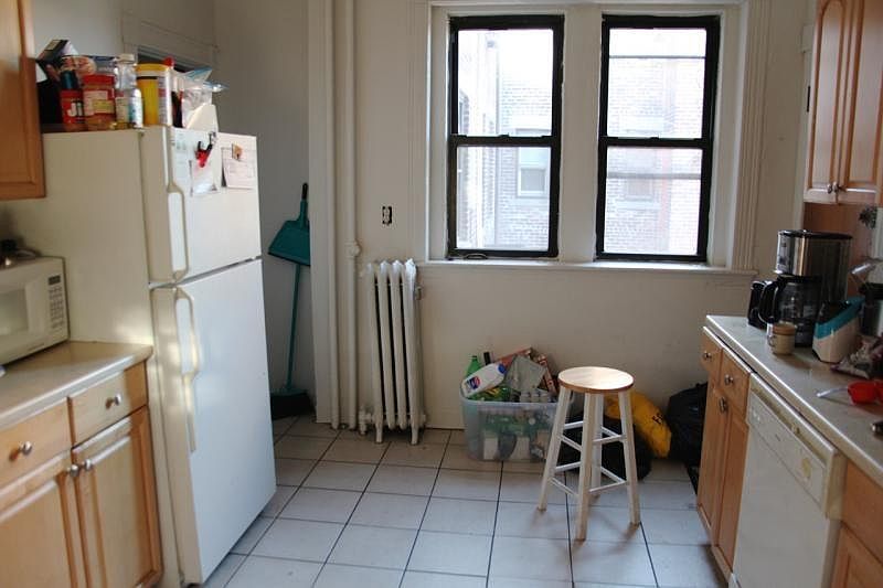 2nd image of 16 Glenville Ave #2PH