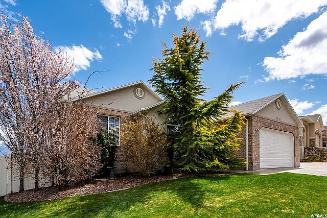 1st image of 10151 S Swindon Cir