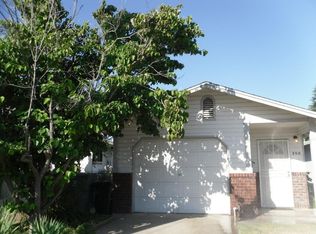 250 N 1st Ave, Oakdale, CA