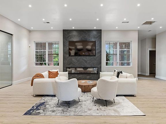 3rd image of 4920 Hard Scrabble Rd #3435082bb