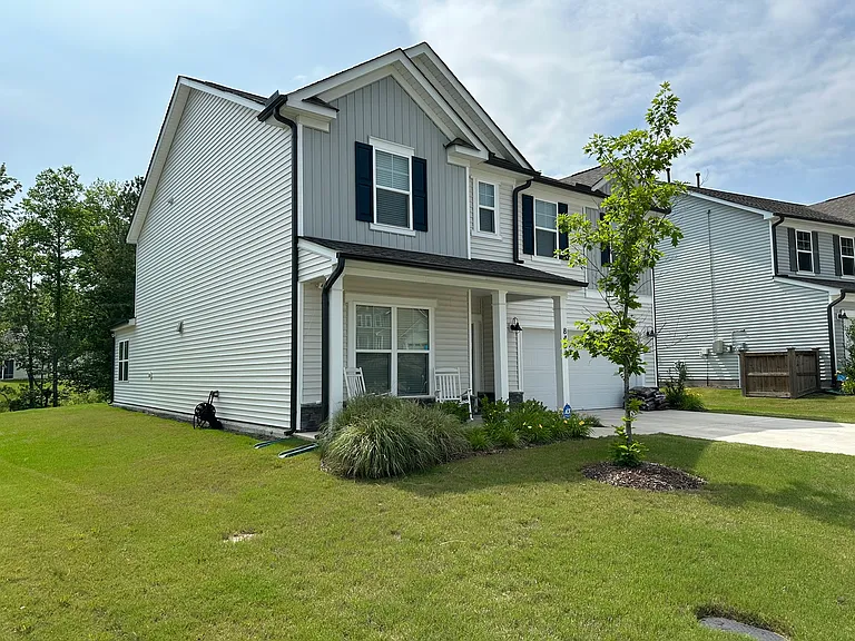8404 Jordan Meadow Dr — Photo 2