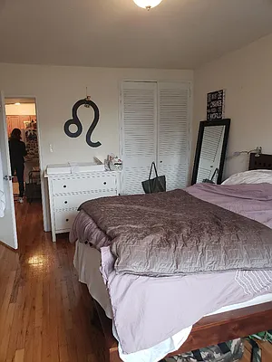 Rented by Smart NY Realty LLC | media 11