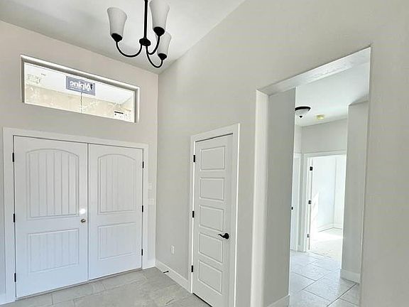 5th image of 3719 Sapphire Dr