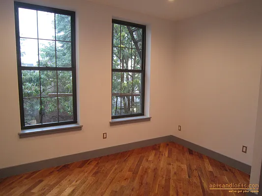 Rented by aptsandlofts.com | media 27