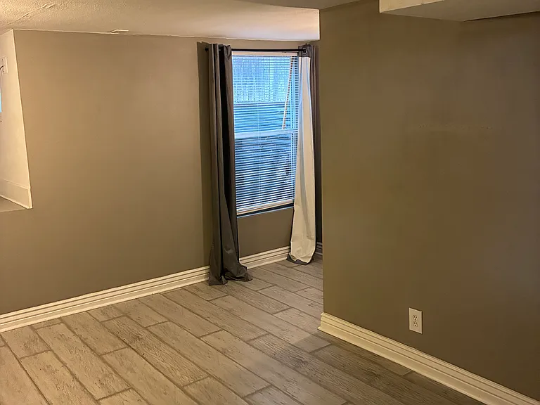 1535 Hanover St #B — Photo 11