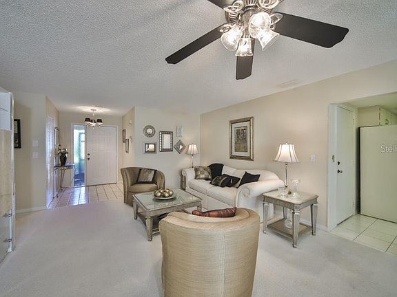 4th image of 2204 Hartlebury Way
