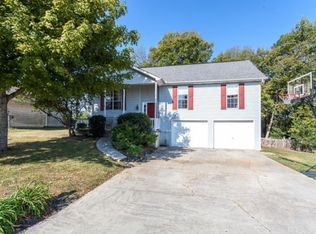 1532 Carrie Belle Dr, Knoxville, TN 37912
