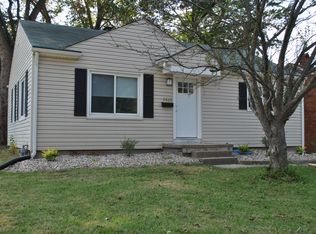 1423 N Main St, Edwardsville, IL 62025