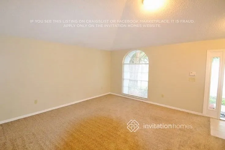 1814 Woodcut Dr Lutz, FL 33559 — Photo 2