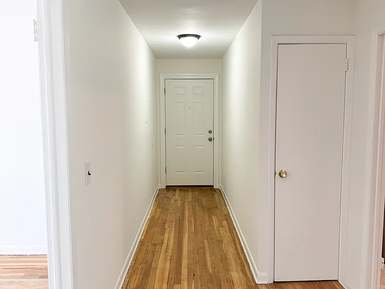 1101 N Broadway #1 — Photo 11