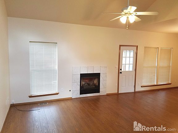 2nd image of 6108 Thornbury Ct SE