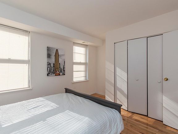 2nd image of 2401-2403 South St #2E