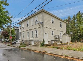 114 Penn St, Providence, RI 02909