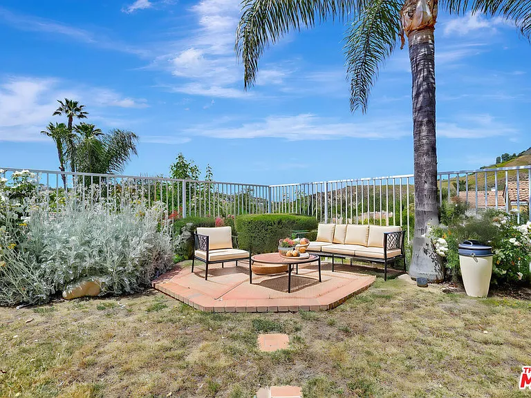24701 Calle Conejo — Photo 66