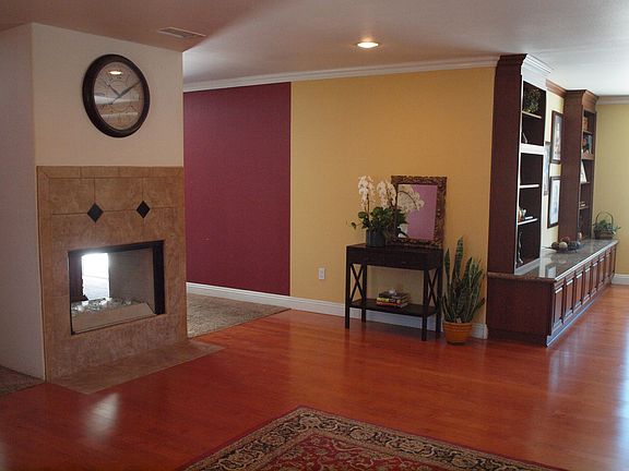 3rd image of 9010 Manzanita Dr