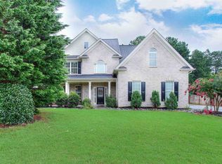 901 Arbor Dr, Loganville, GA 30052