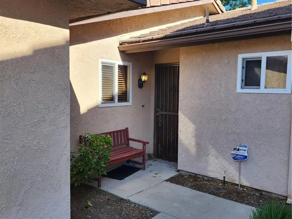2120 Jacaranda Ct, San Bernardino, CA 92404