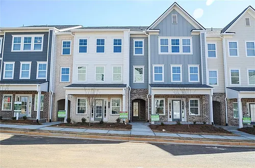 1202 Sugarloaf Pkwy Photo 1