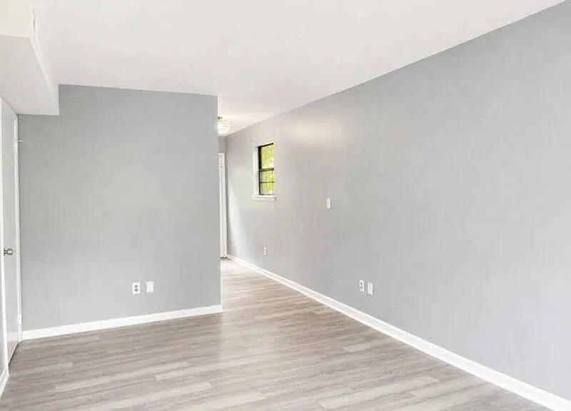 2 bed, 1.0 bath, 930 sqft, $1,295 — Photo 3