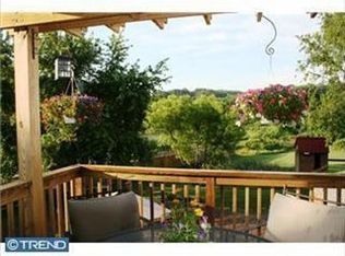 932 Meadow Creek Rd, Chester Springs, PA 19425