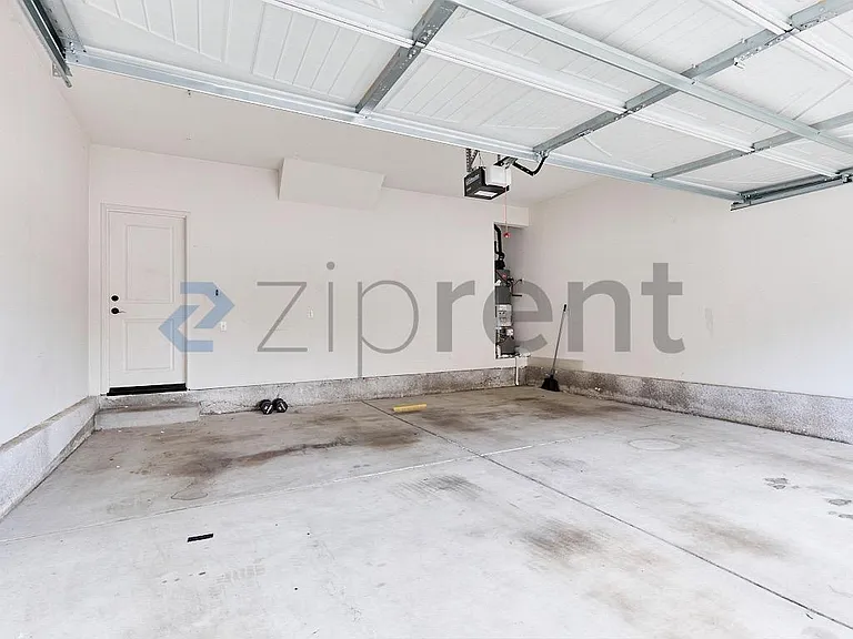 20402 Santa Ana Ave #11 — Photo 8