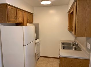 403 Elm, Urbana, IL 61802