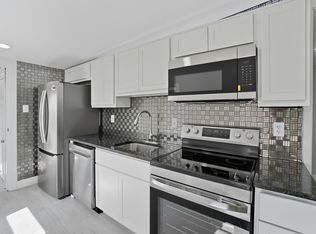 2247 Flora St APT 3, Cincinnati, OH 45219