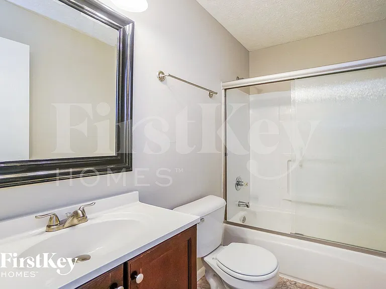 2824 Harnet Ct — Photo 13