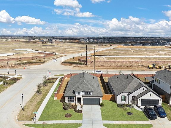 An additional view of your home, lot and neighborhood.