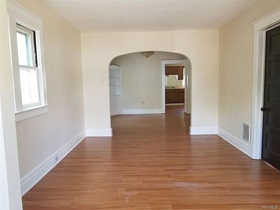 2nd image of 25 Millicent Ave