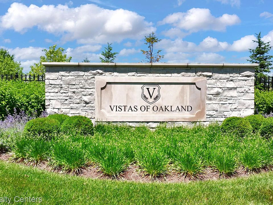 1st image of 1655 Vista Dr