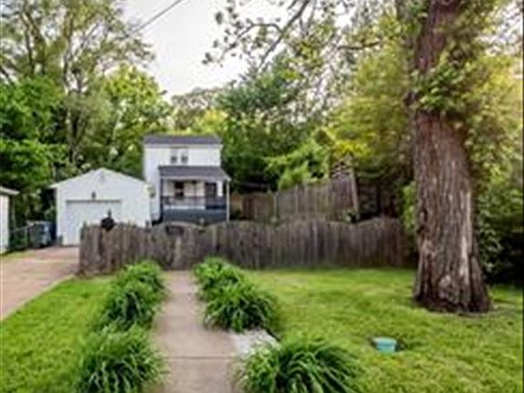 2nd image of 7122 Picadilly Ave