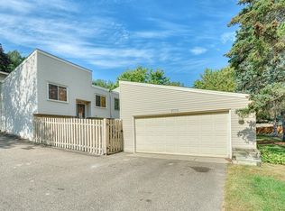 5662 W Bavarian Pass, Minneapolis, MN 55432