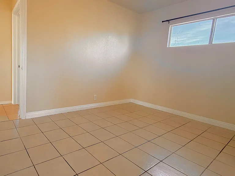 11426 McGirk Ave #D — Photo 10