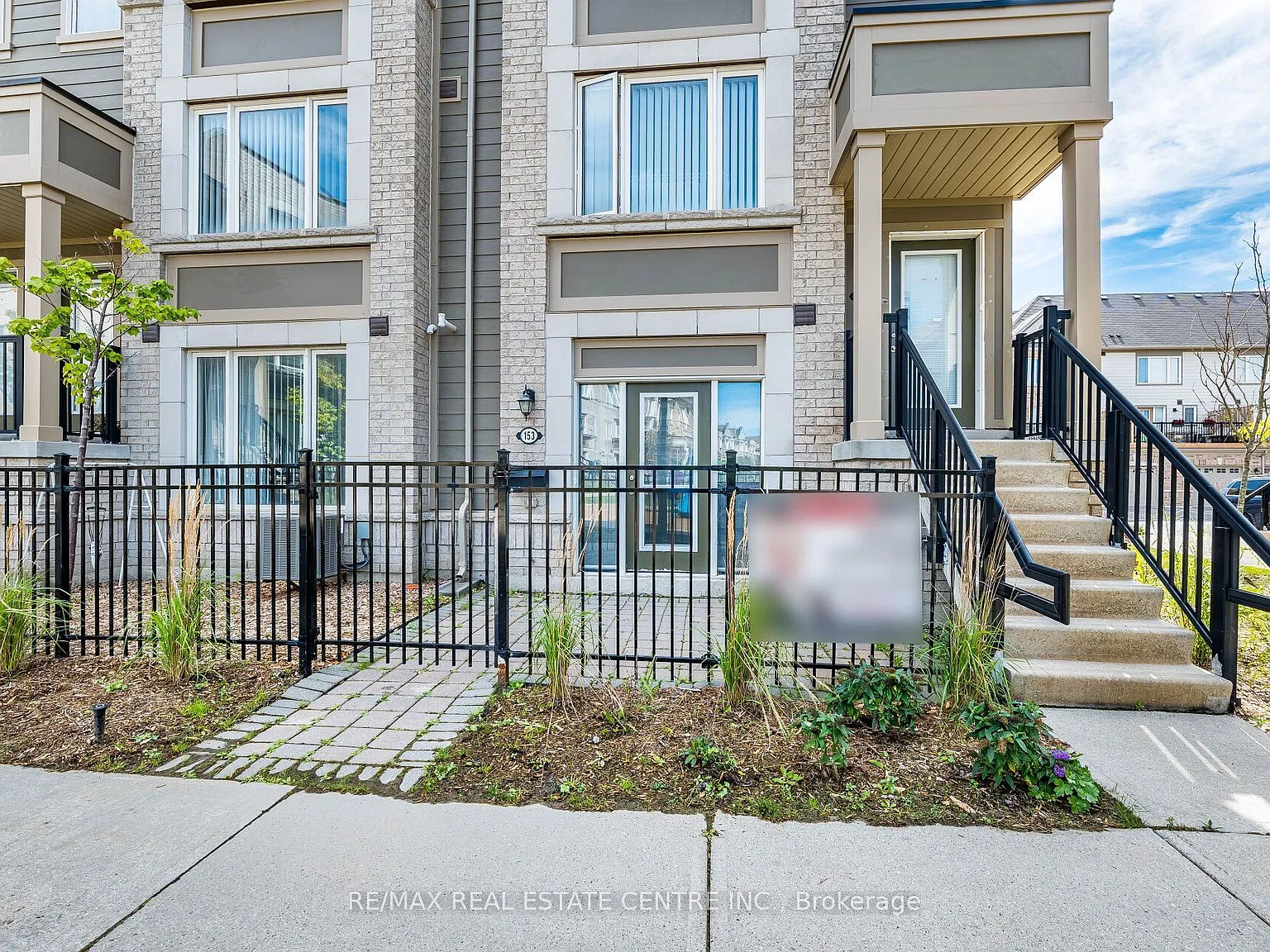 1 bed, $2,000 — Photo 2