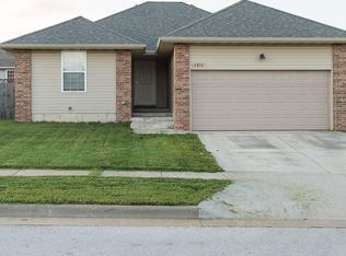 2473 W Spring Water St, Springfield, MO 65803