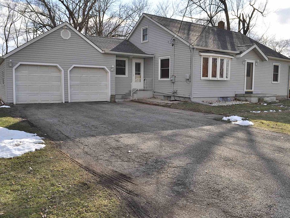 1st image of 2512 Berkey Ave