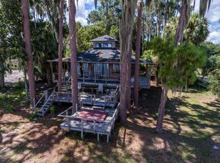 12475 SE Sunset Harbor Rd, Weirsdale, FL 32195