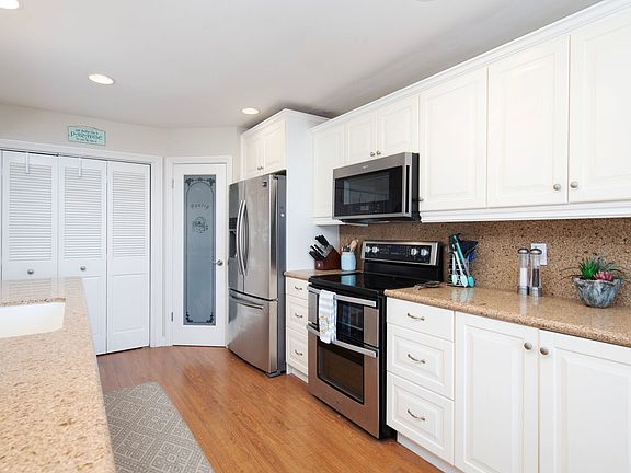 5th image of 235 Avenida Lobeiro APT 111