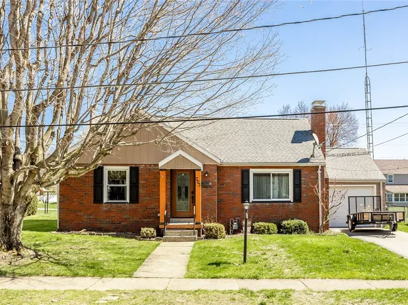 703 Ridgeway Ave, Grove City, PA 16127