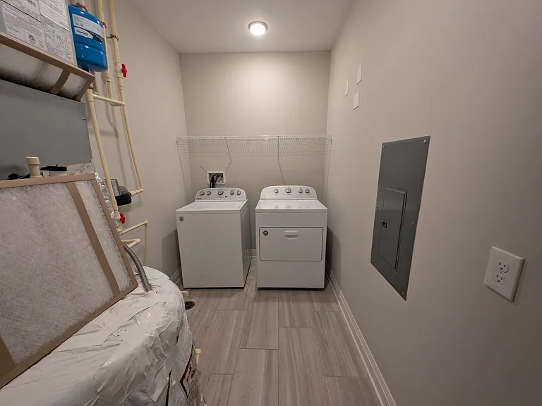 751 N 6th St #102 — Photo 11