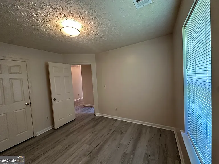 2958 Stone Creek Dr — Photo 18