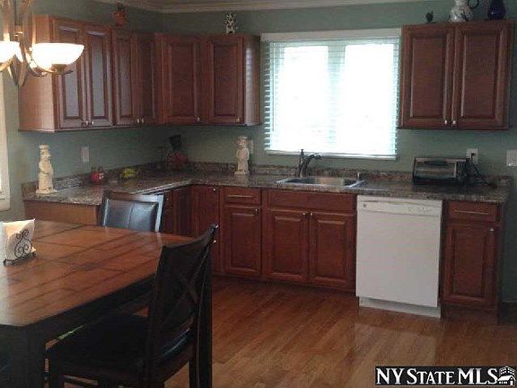 2nd image of 34 Millers Ct