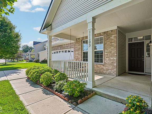 3rd image of 11203 Beardsley Way