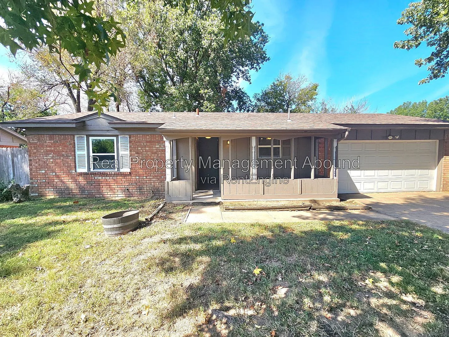 2 bed, 1.0 bath, 850 sqft, $1,200 — Photo 1