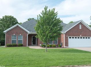 7124 Gap Ridge Dr, Sherwood, AR 72120