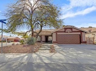 2305 Lone Ridge Ct, North Las Vegas, NV 89032